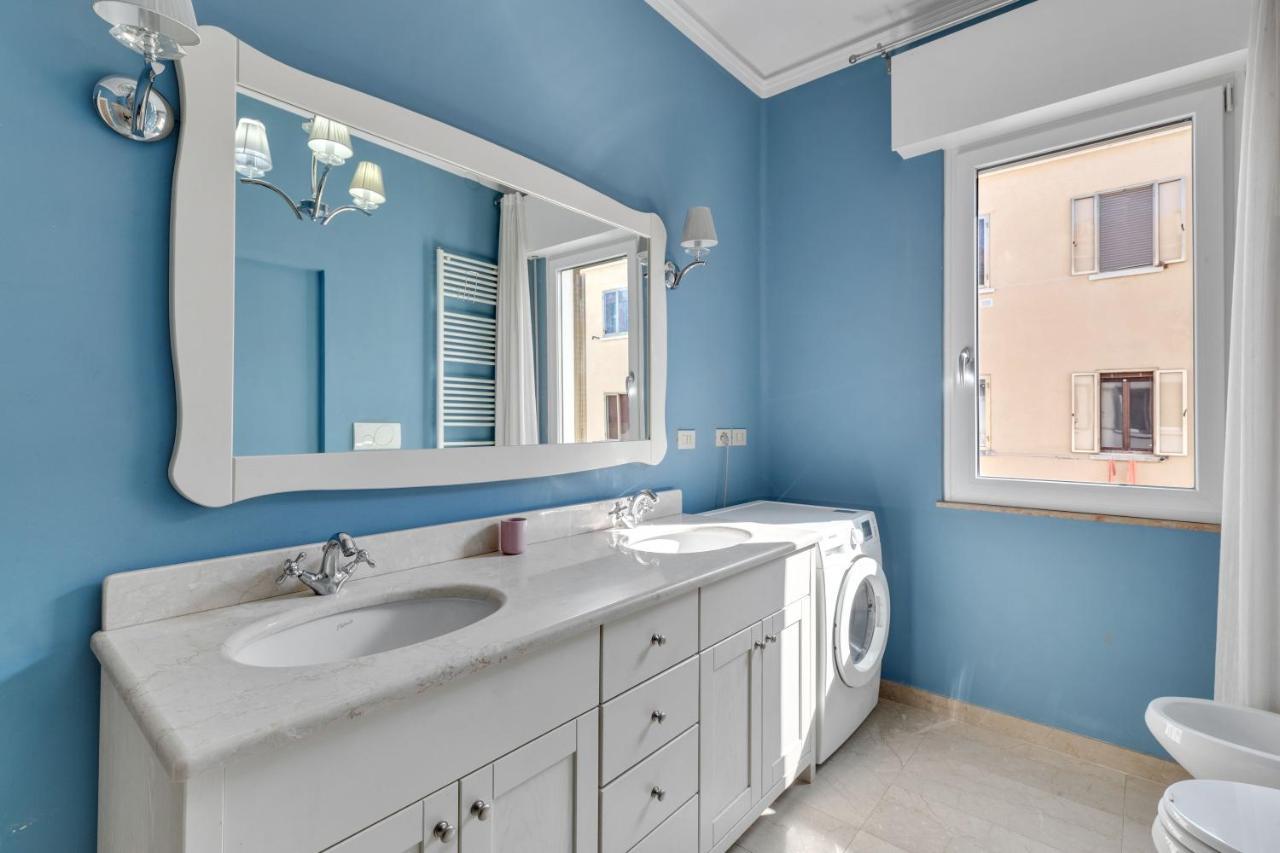 Elegant Blue Apartment Виченца Екстериор снимка